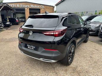 Vauxhall Grandland X 1.2 Turbo SRi Nav Auto Euro 6 (s/s) 5dr