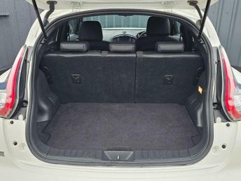 Nissan Juke 1.6 N-Connecta XTRON Euro 6 5dr