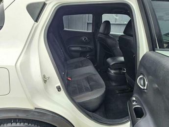 Nissan Juke 1.6 N-Connecta XTRON Euro 6 5dr