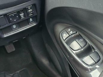 Nissan Juke 1.6 N-Connecta XTRON Euro 6 5dr