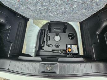 Nissan Juke 1.6 N-Connecta XTRON Euro 6 5dr