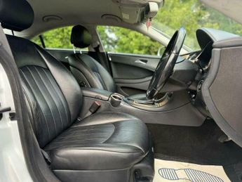 Mercedes-Benz CLS 3.0 CLS350 CDI Coupe 7G-Tronic 4dr