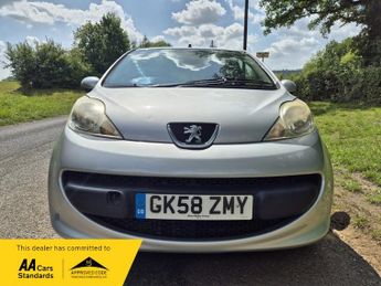 Peugeot 107 URBAN MOVE 1.0