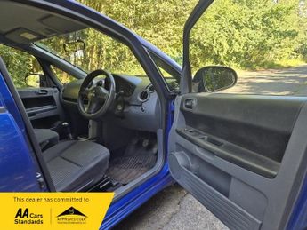 Mitsubishi Colt ATTIVO 1.1