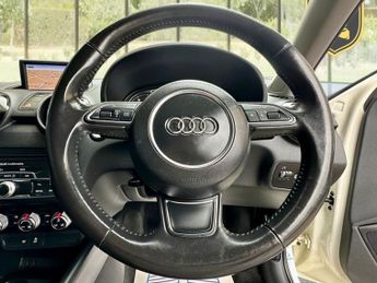 Audi A1 TFSI S LINE