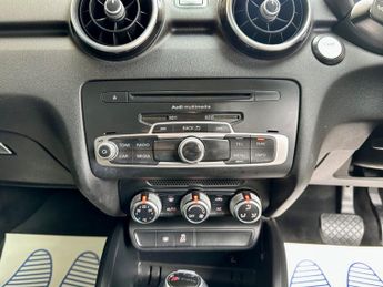 Audi A1 TFSI S LINE