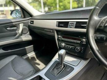 BMW 3 SERIES 2.0 320i SE Auto Euro 4 4dr