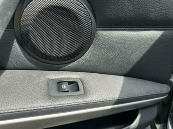 BMW 3 SERIES 2.0 320i SE Auto Euro 4 4dr