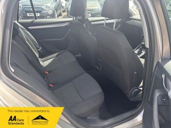 Skoda Octavia SE TSI DSG+AUTOMATIC+2 KEYS+CARPLAY+FULL HISTORY+LOW INSURANCE +