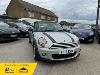 MINI Hatch 1.6 Cooper Hatchback 3dr Petrol Manual Euro 5 (s/s) (122 ps)