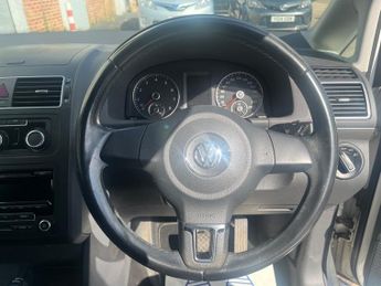 Volkswagen Touran 1.4 TSI Comfortline 7 Seater