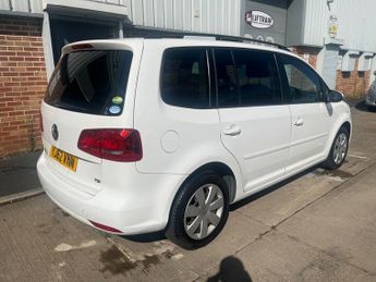 Volkswagen Touran 1.4 TSI Comfortline 7 Seater