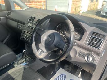 Volkswagen Touran 1.4 TSI Comfortline 7 Seater