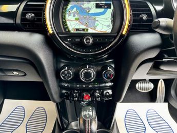 MINI Mini JOHN COOPER WORKS