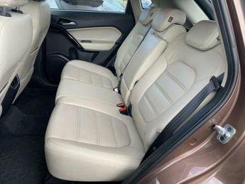 MG GS 1.5 TGI Exclusive DCT Euro 6 (s/s) 5dr