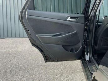 Hyundai Tucson 1.7 CRDi Blue Drive SE Nav DCT Euro 6 (s/s) 5dr