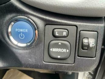 Toyota Yaris 1.5 VVT-h T Spirit CVT Euro 5 5dr