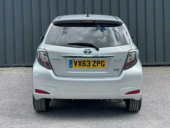 Toyota Yaris 1.5 VVT-h T Spirit CVT Euro 5 5dr