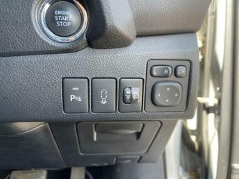 Toyota Auris 1.6 V-Matic Excel Multidrive S Euro 5 5dr