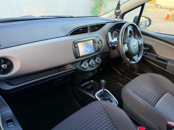 Toyota Yaris 1.5 VVT-i Icon CVT Euro 6 5dr