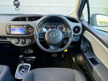 Toyota Yaris 1.5 VVT-i Icon CVT Euro 6 5dr