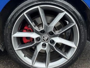 Skoda Octavia 2.0 TSI GPF vRS Estate 5dr Petrol DSG Euro 6 (s/s) (245 ps)