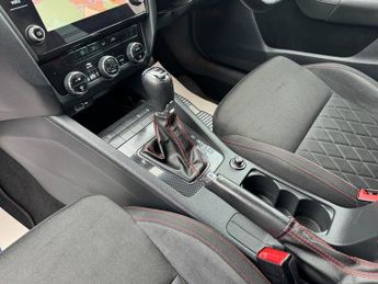 Volvo  2.0 TSI GPF vRS Estate 5dr Petrol DSG Euro 6 (s/s) (245 ps)