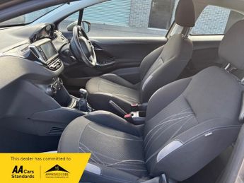 Peugeot 208 1.4 HDI DIESEL ACTIVE £20 TAX BLUETOOTH DAB TOUCHSCREEN RADIO CR