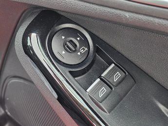 Ford Fiesta 1.0T EcoBoost Zetec Powershift Euro 6 5dr