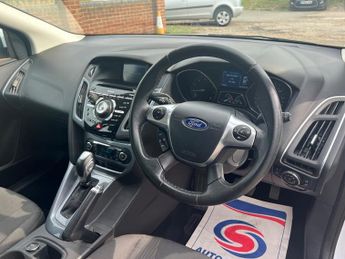 Ford FOCUS TITANIUM NAVIGATOR