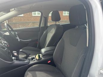 Ford FOCUS TITANIUM NAVIGATOR