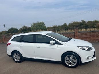 Ford FOCUS TITANIUM NAVIGATOR