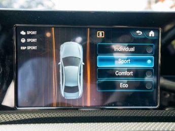 Mercedes-Benz A Class 2.0 A220d AMG Line 8G-DCT Euro 6 (s/s) 4dr