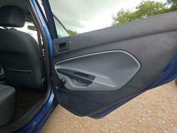 Ford Fiesta 1.4 Titanium 5dr