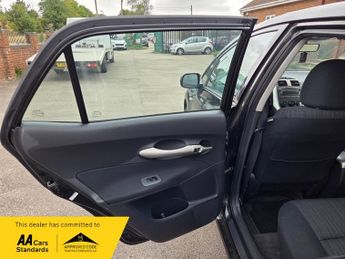 Toyota Auris 1.6 T3 Hatchback 5dr Petrol Multimode (161 g/km, 124 bhp)