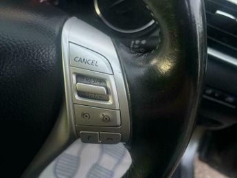 Nissan Qashqai 1.6 dCi N-Connecta 5dr Xtronic
