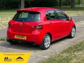 Toyota Yaris 1.3 VVT-i SR 5dr