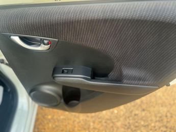 Honda Jazz 1.3h IMA HE HYBIRD CVT 5dr