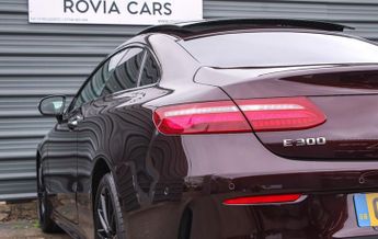 Mercedes E Class E 300 AMG LINE PREMIUM
