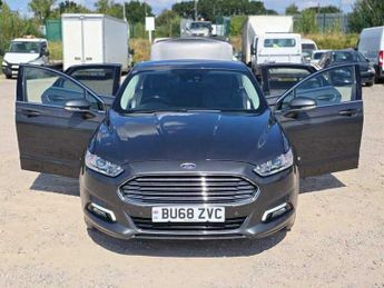 Ford Mondeo TITANIUM EDITION HEV