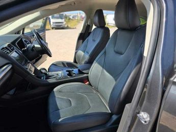 Ford Mondeo TITANIUM EDITION HEV