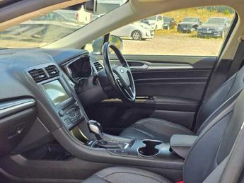 Ford Mondeo TITANIUM EDITION HEV