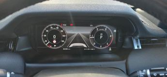 Land Rover Discovery Sport R-DYNAMIC SE