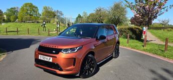 Land Rover Discovery Sport R-DYNAMIC SE