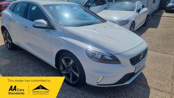 Volvo V40 2.0 T2 R-Design Nav Hatchback 5dr Petrol Manual Euro 6 (s/s) (12