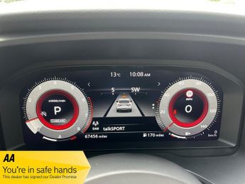 Nissan Qashqai DIG-T N-CONNECTA DCT (FAH-SAT NAV)