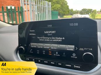 Nissan Qashqai DIG-T N-CONNECTA DCT (FAH-SAT NAV)