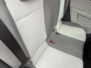 Volkswagen Up 1.0 Move up! Hatchback 5dr Petrol ASG Euro 5 (60 ps)