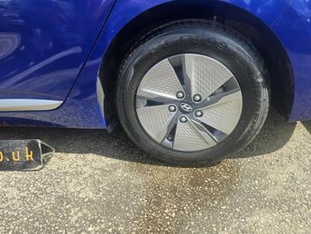 Hyundai Ioniq PREMIUM