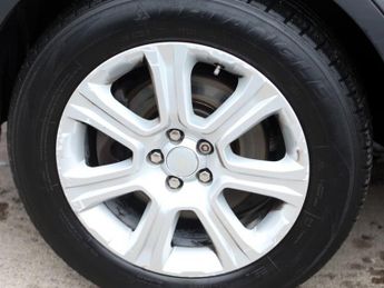Land Rover Range Rover Evoque TD4 SE TECH